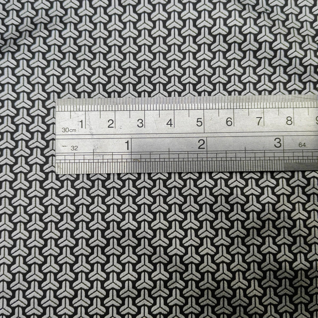 Graphene Thermal Lining Fabric Bulk Roll 59''Wide Industrial Grade Durable Material for Clothing Manufacturers Winter