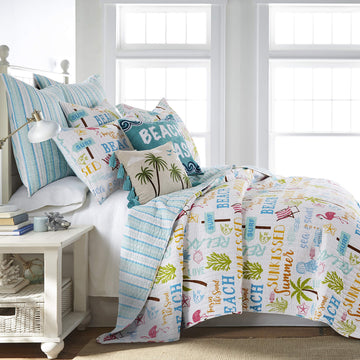Beach Days Quilt Set - Quilt (68x86in) + One Standard Pillow Sham (26x20in) - Coastal Beach - Teal Blue