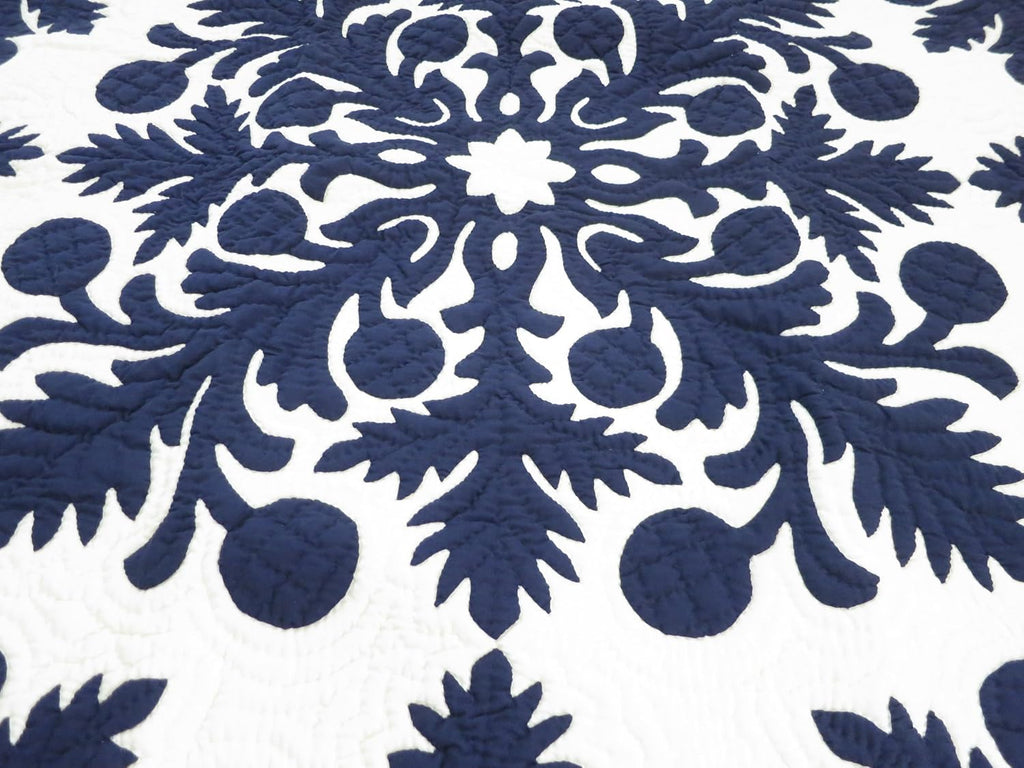 Quilt, Wall Hanging, Baby Crib Blanket, 100% Hand Quilted and 100% Hand Appliqued 42"x42"