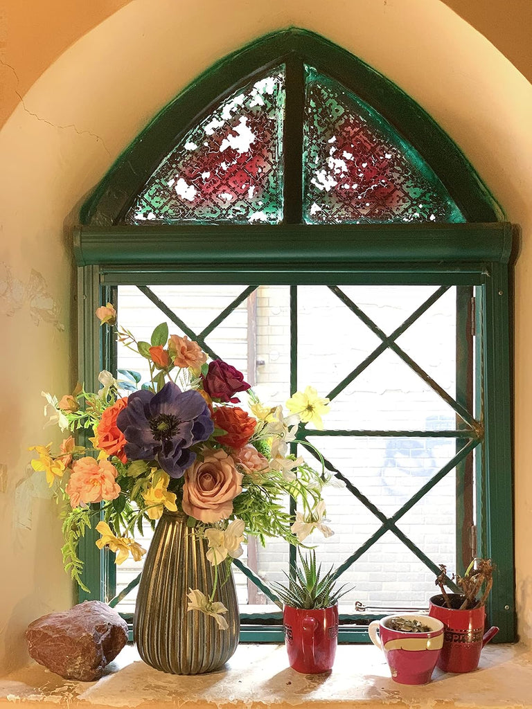 Artificial Faux Flowers in Vase, Silk Flower Arrangement Artificial Floral Centerpiece, Table Centerpieces Home Decor