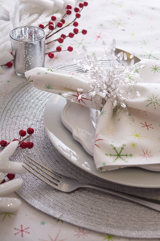 Woven Placemats Collection Metallic Round Placemat Set, 15", Platinum Silver, 4 Piece