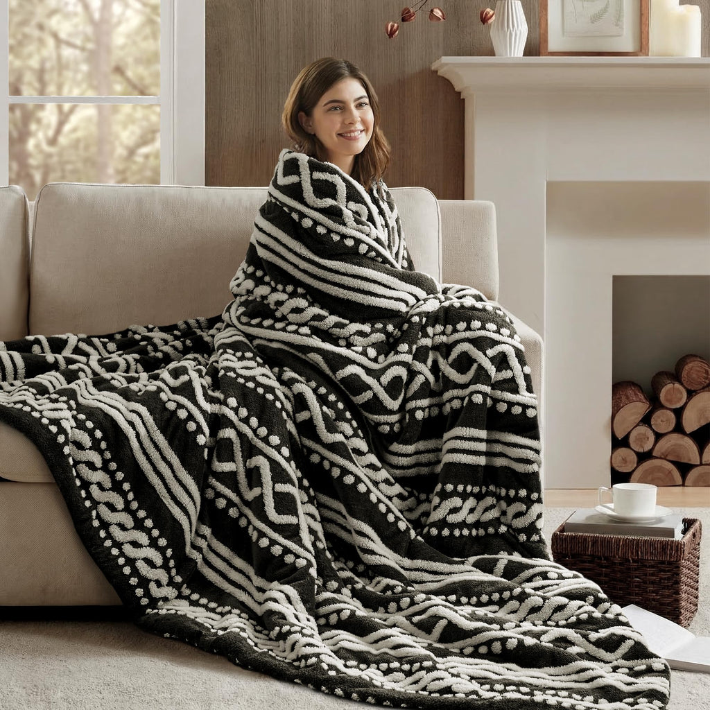 Tufted Boho Comforter, 3 Piece Flannel Fair Isle Geometric Jacquard Lightweight Comforter with Washed Brushed