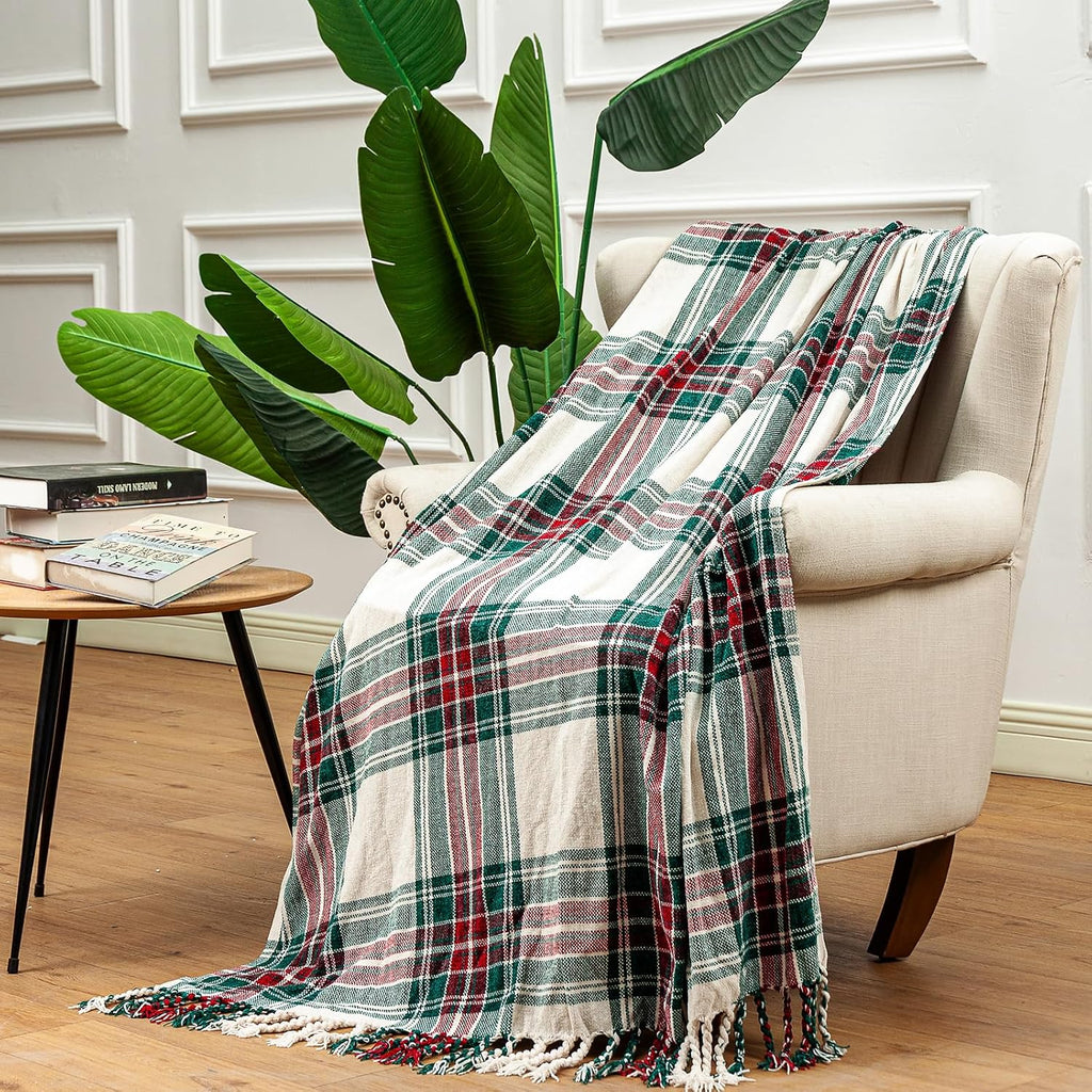 Christmas Throw Blanket with Tassels, Chenille Plaid Checkered Blanket for Couch Bed Sofa, Super Soft Cozy