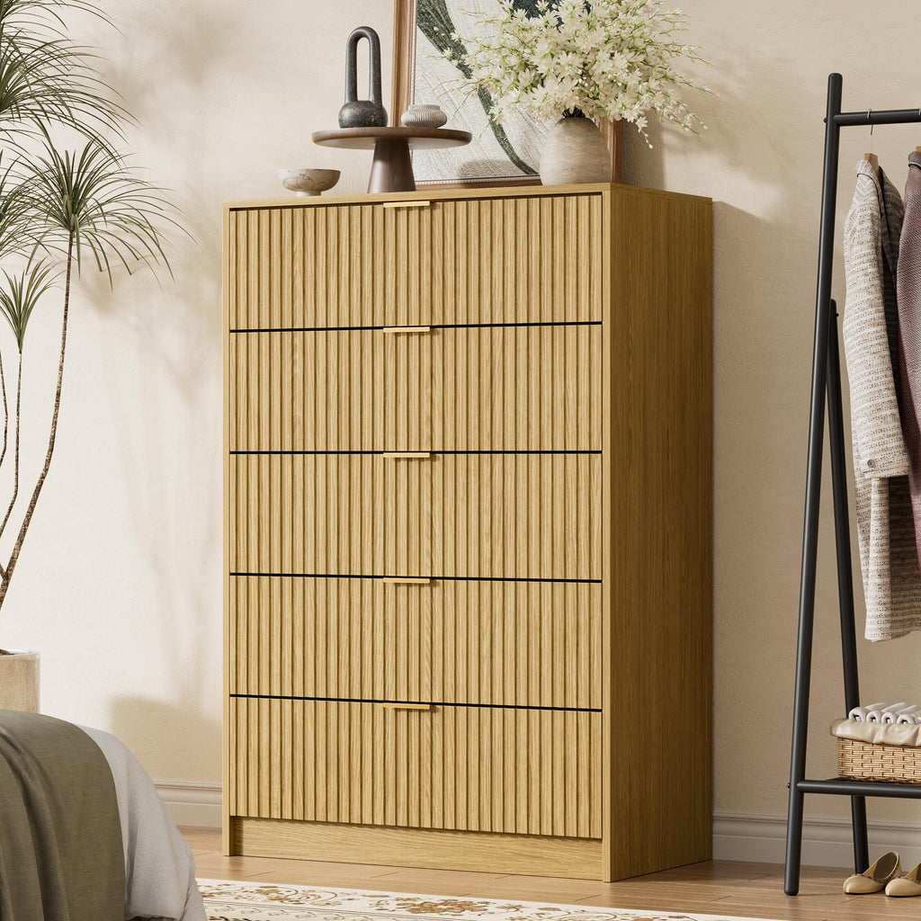 47.2" Tall Fluted Dresser with 5 Drawers, Natural Oak
