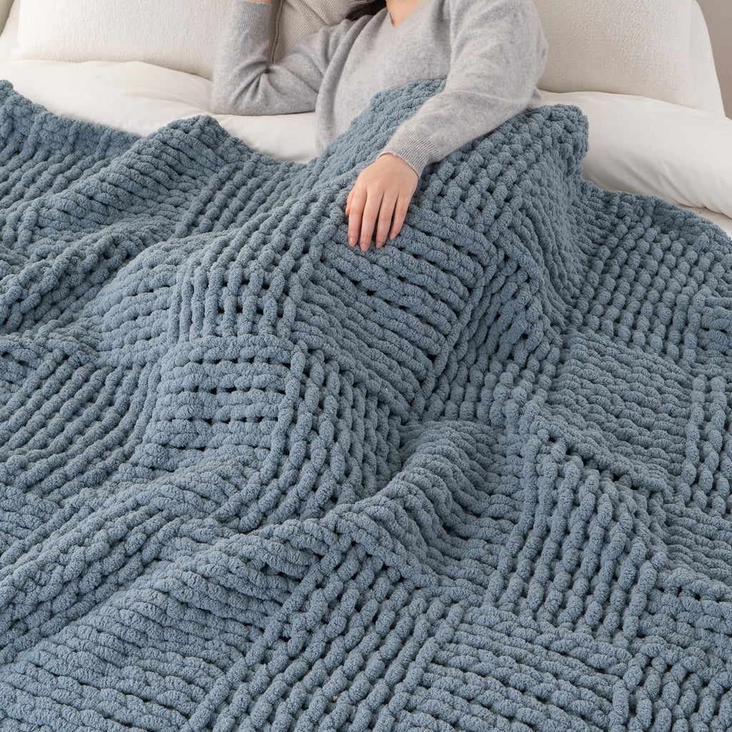 Blue Grey Throw Blanket for Couch, Chunky Knit Throw Blanket for Bed, Thick Warm Blue Crochet Blanket Decor, 50"x60"