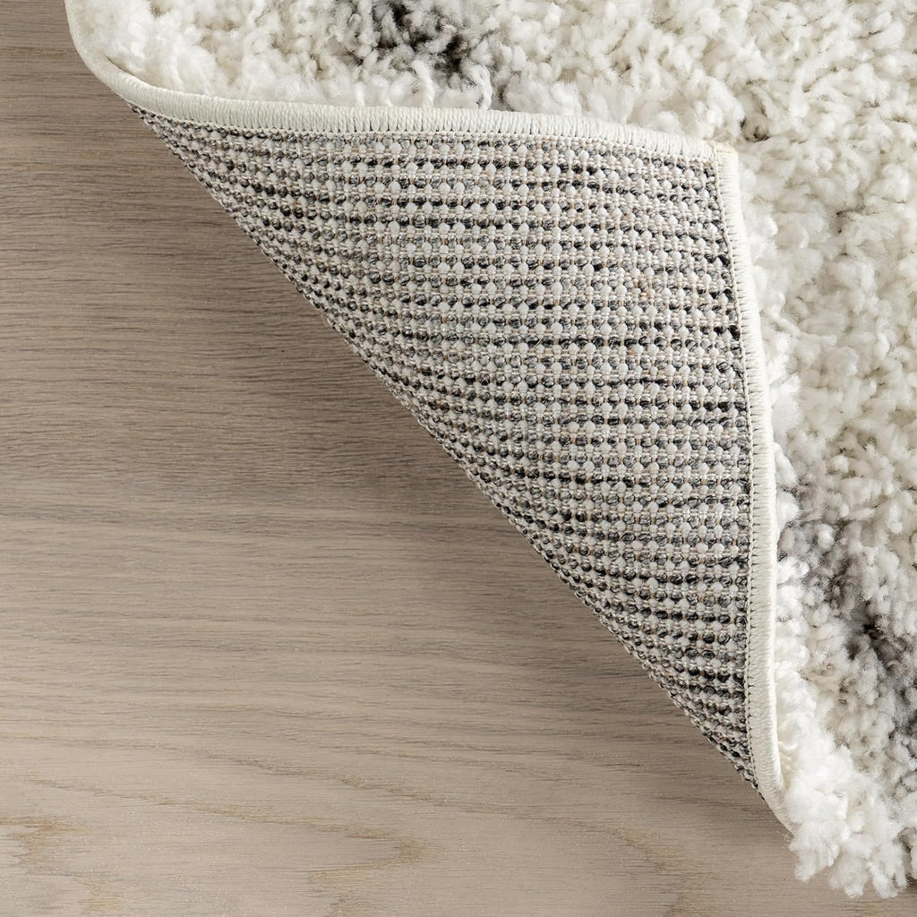 Tess White Trellis Power Loomed Area Rug, 5' x 8'