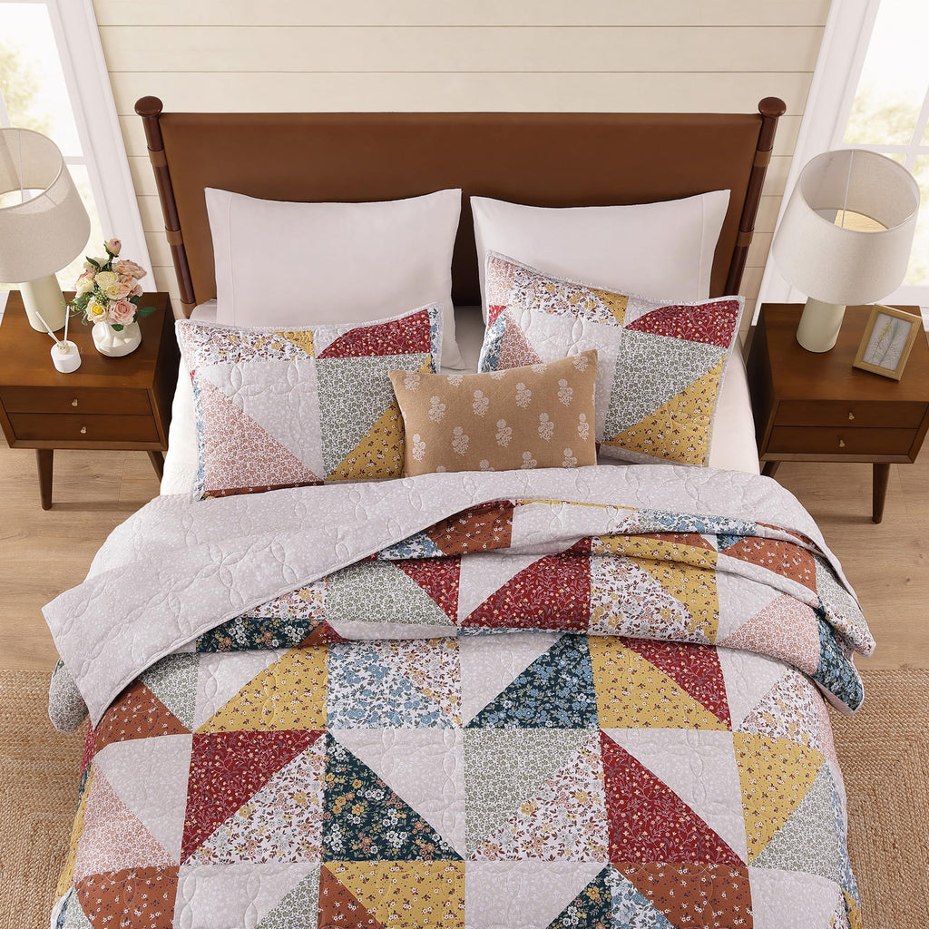 Quilt Set-3 Pieces Soft Bedding Lightweight Floral Patchwork Coverlet