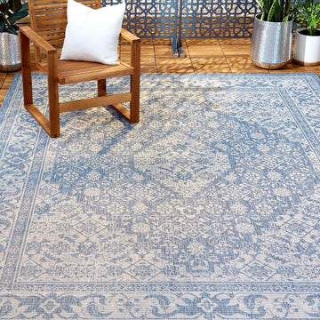 Patio Country Dahlia Transitional Medallion Indoor/Outdoor Area Rug, Blue/Grey, 5'2"x7'2"