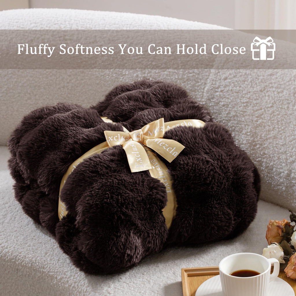 Faux Fur Throw Blanket for Couch, 3D Bubble Blankets