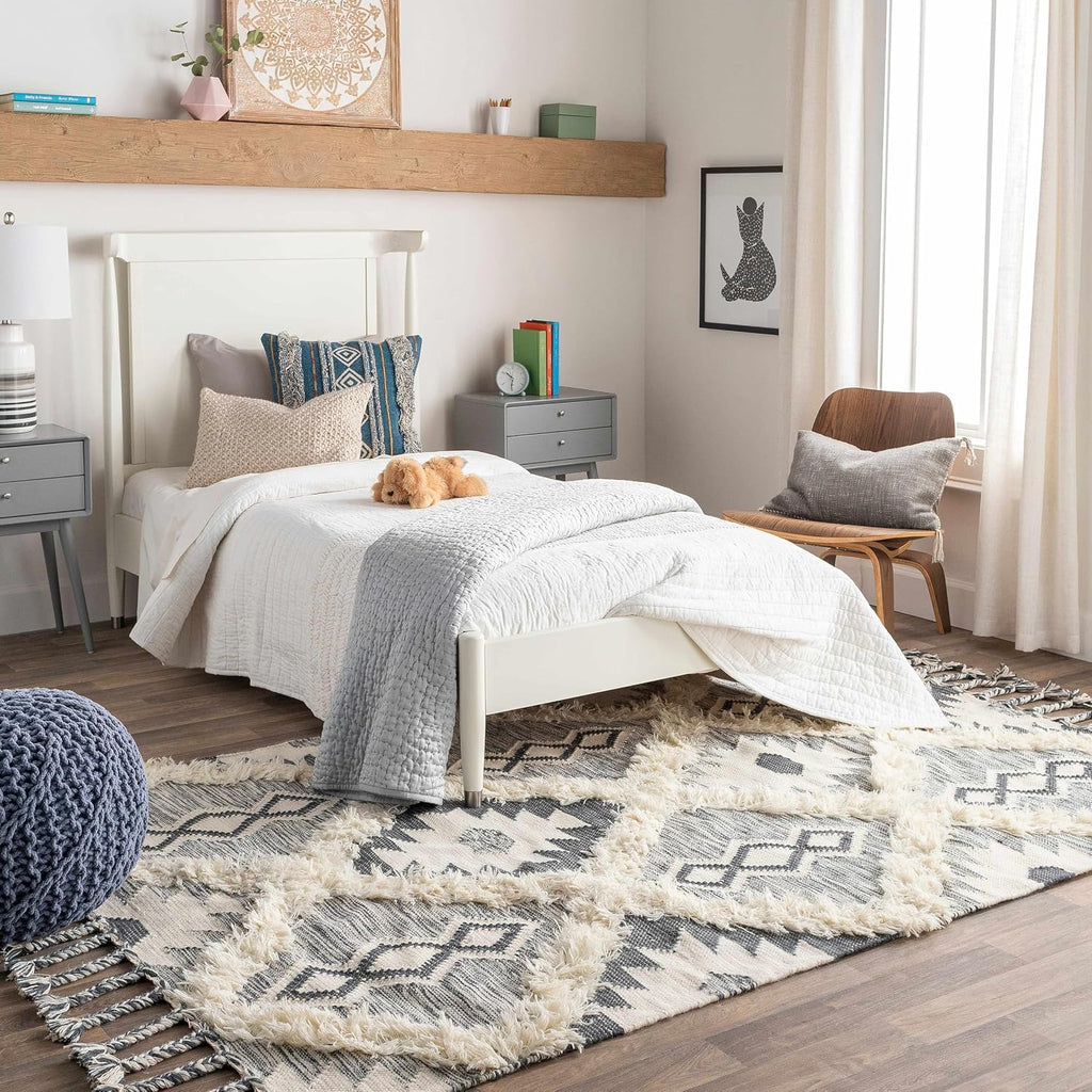 Skiathos Wool Living Room, Bedroom Area Rug - Geometric Diamond Medallion Trellis - Bohemian Transitional Tribal