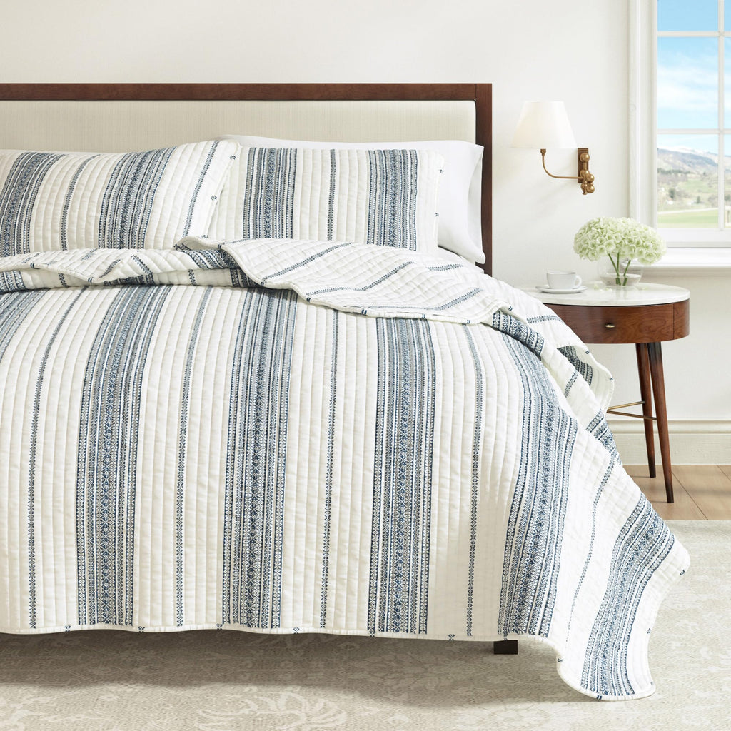 Striped Quilt Set - 3-Piece Size Farmhouse Bedding Set - Lightweight, All-Season, Reversible