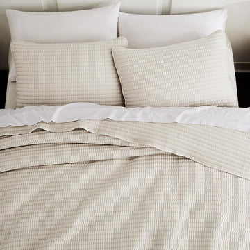 Beige Pick Stitch Oversized King Quilt Set, California King Striped Lightweight Soft Summer Spring Bedspread, Bamboo