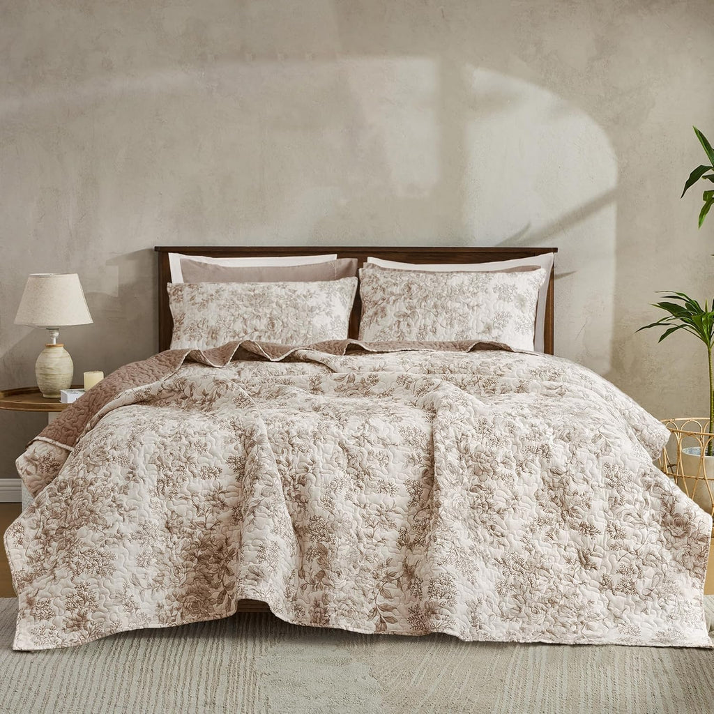 Taupe Floral Quilt, Summer Cooling 3 Piece Cotton Vintage Farmhouse Bedding Set, Machine Washable Lightweight