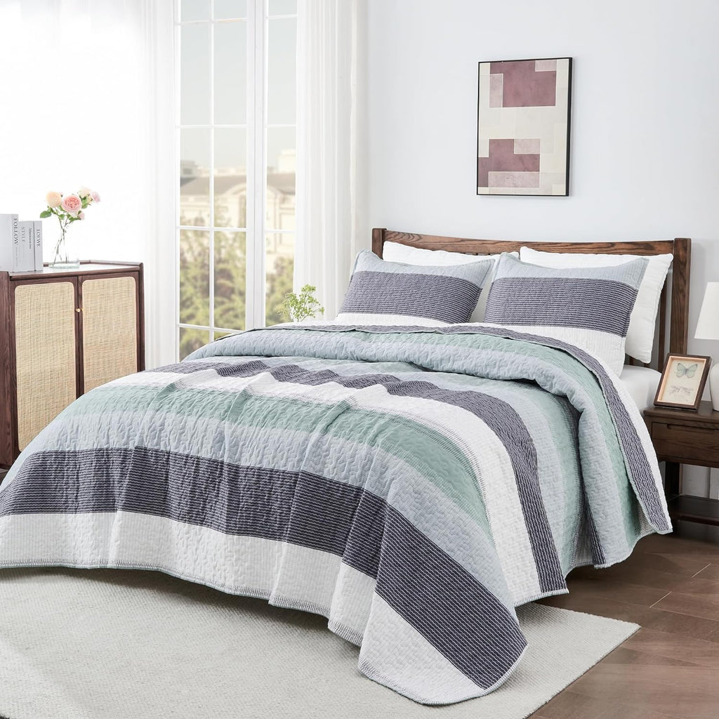 Queen Quilt Bedding Set Sage Green, 3 Pieces Patchwork Mint Green Striped Ultra Soft Lightweight Bedspreads