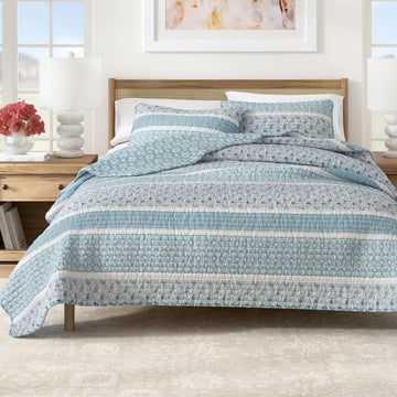 Striped Quilt Set - 3-Piece Size Paisley Bedding Set - Lightweight, All-Season, Reversible