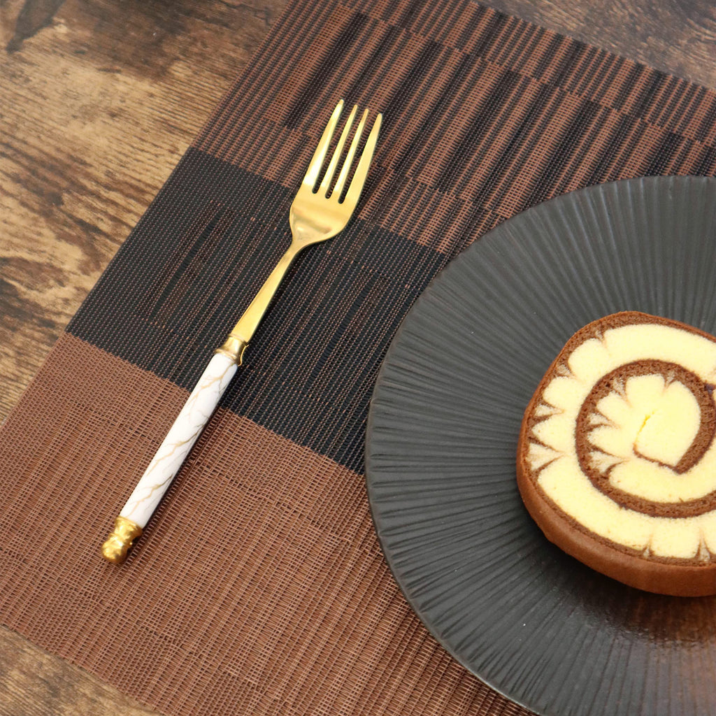 Brown Black Placemats Set of 6 Washable Placemats Vinyl Woven Table Mats Wipeable Placemat Dining Table Decoration