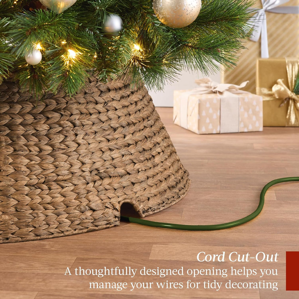 42in Christmas Tree Collar, Woven Hyacinth 4-Piece Holiday Rattan Tree Skirt Accessory w/Cord Cut-Out - Chestnut