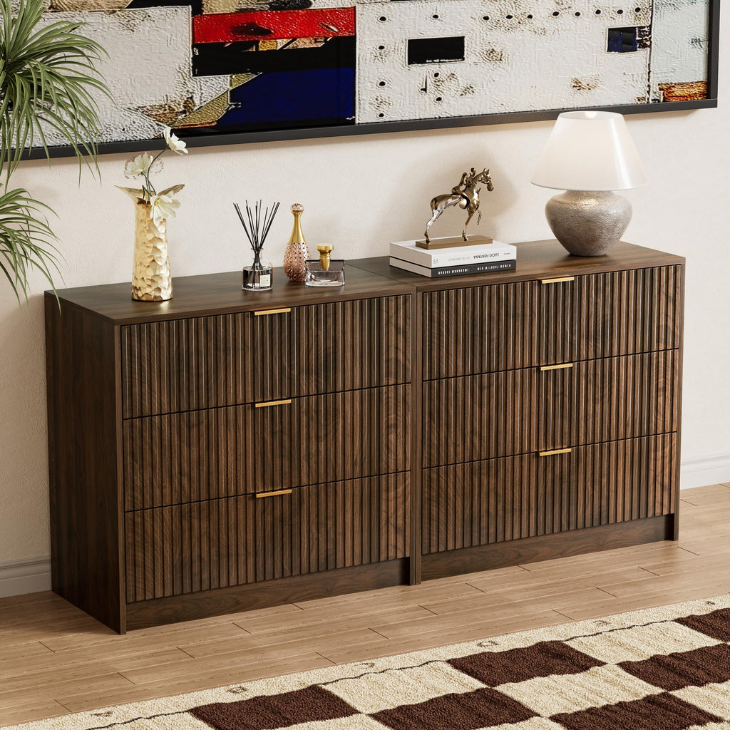 Fluted 3 Drawer Dresser, 31.5" Wide Chest of Drawers, Walnut