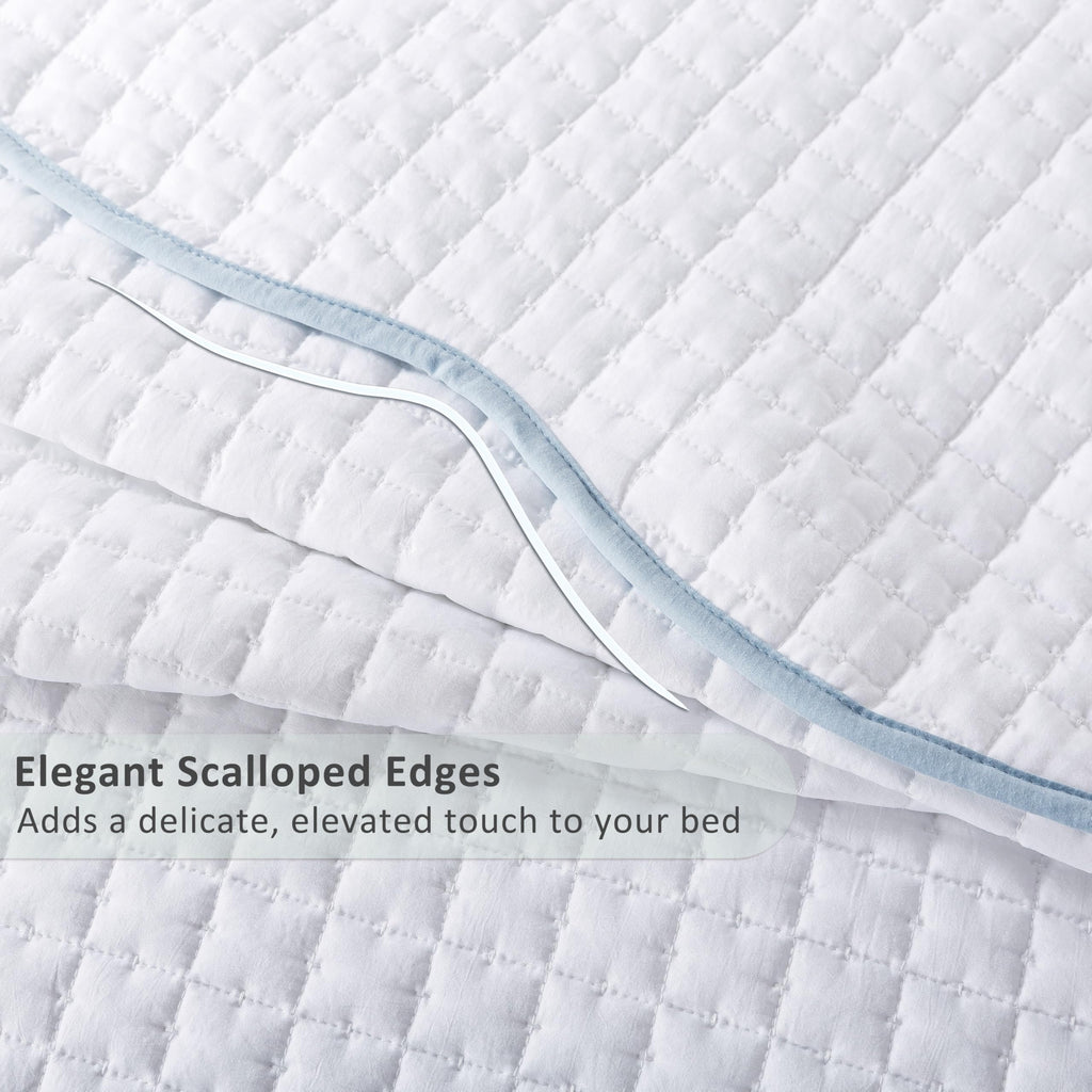 White Quilt Bedding Set, Scalloped Farmhouse Country Rustic Lightweight Soft Coverlet, Cute Cozy Kantha