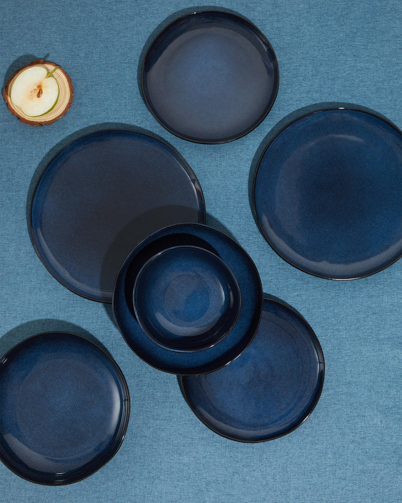 Stoneware Dinnerware Sets for 6, 18Pcs Ceramic Plates and Bowls Sets