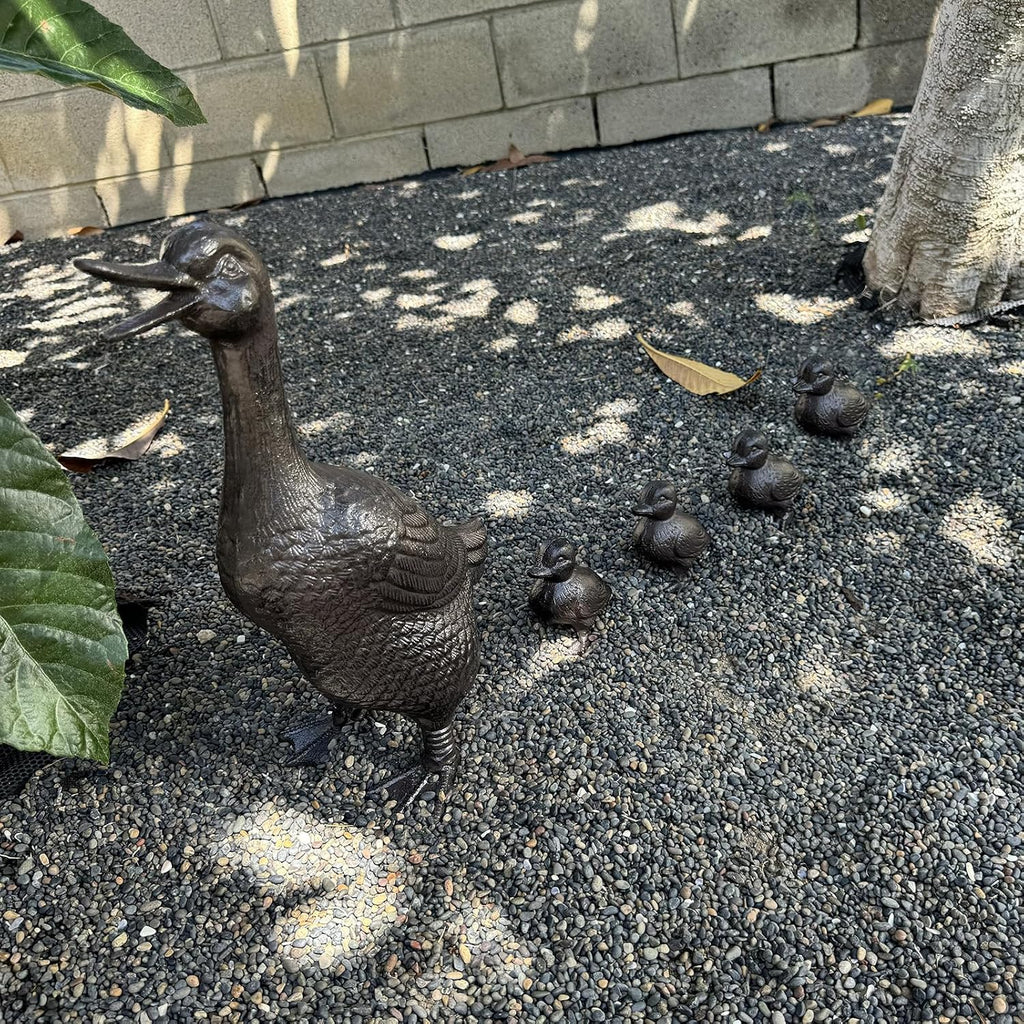 Vintage Cast Iron Duck Family Garden Statue, Rust Brown Mother Duck (15.7" Tall) with 4 Ducklings (3.6" Tall)