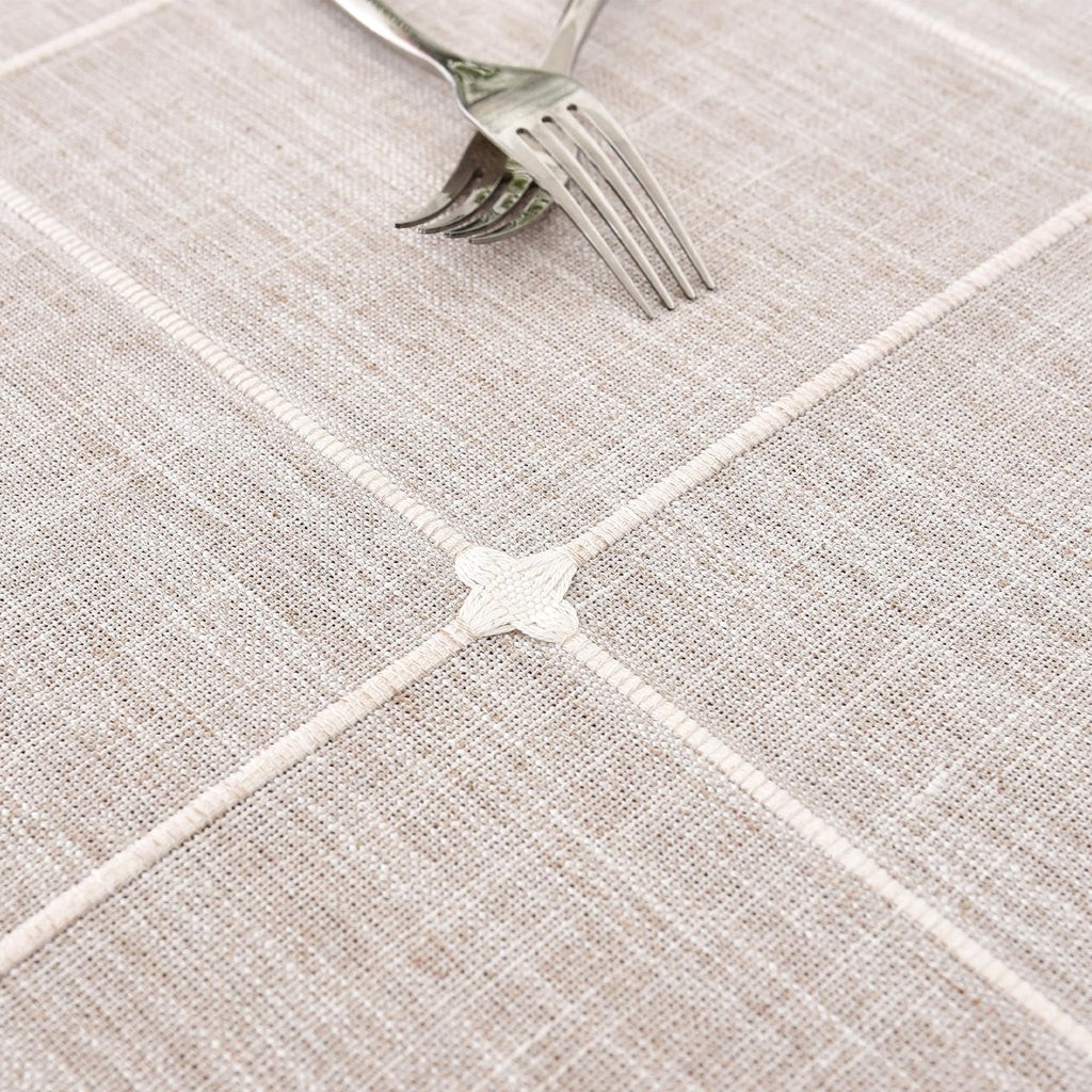 Farmhouse Embroidered Plaid Oval Tablecloth 60 x 84 Inch