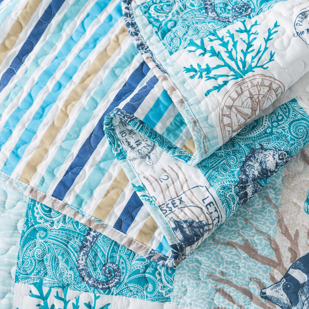 Quilt Bedspread Sets - West Coastal Pattern Reversible Coverlet Set