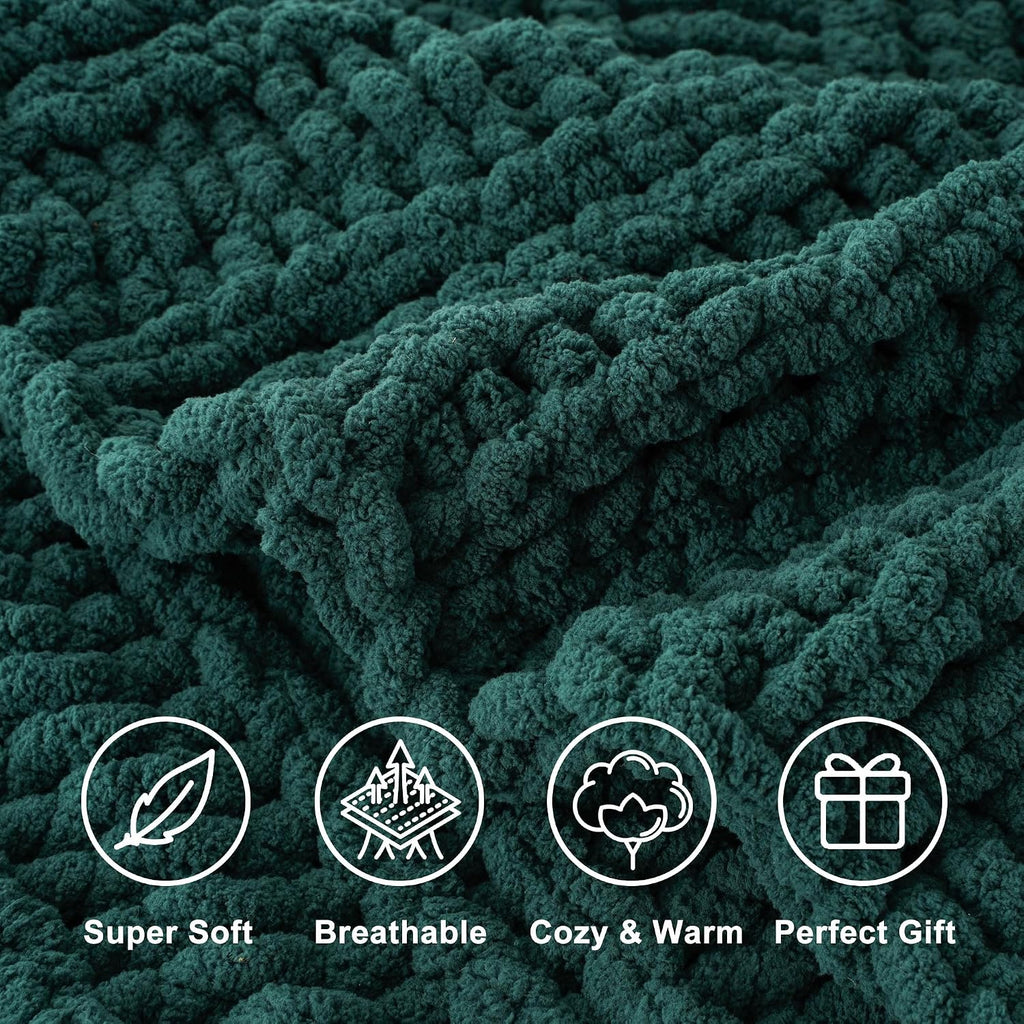 Chunky Knit Throw Blanket for Couch, Christmas, 50"x60", Dark Green