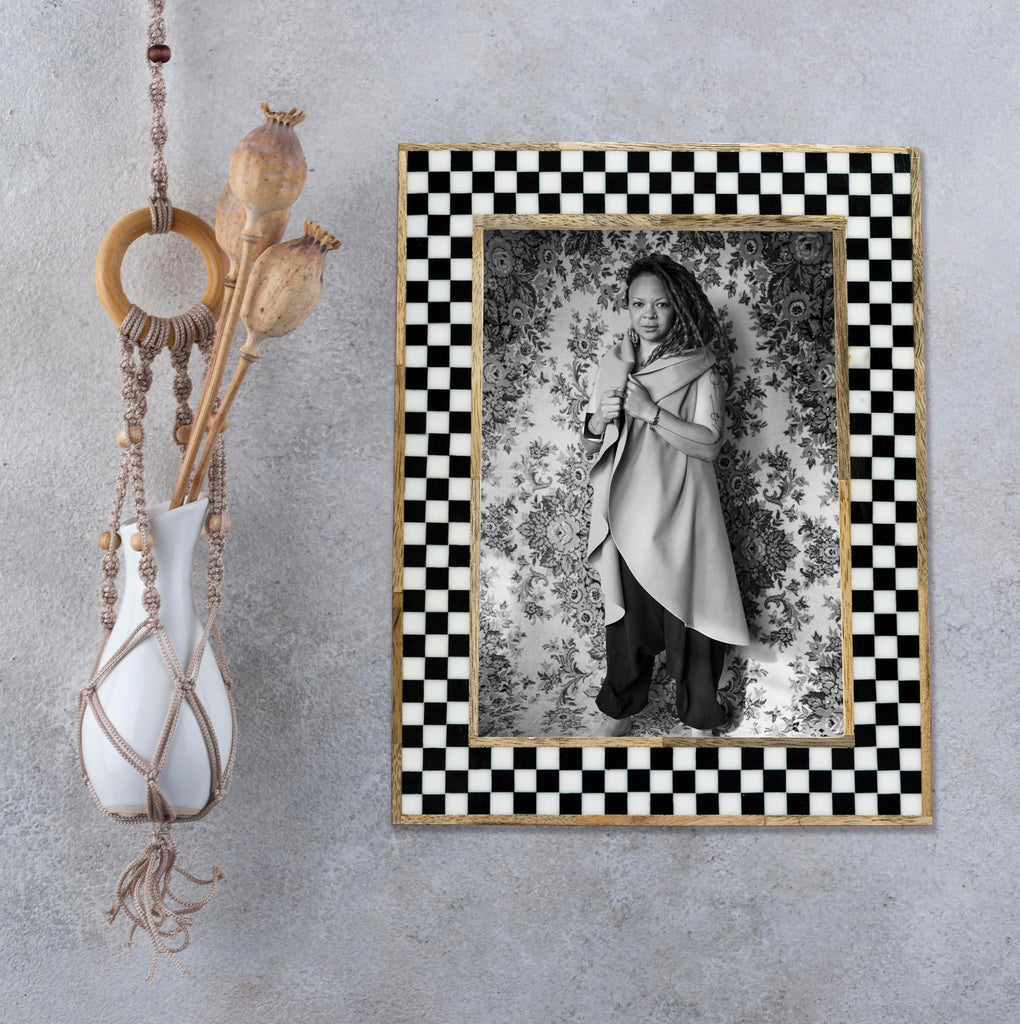 5x7 Handmade Photo Frame - Black & White Checkered Wood Pattern, Vintage Rustic Style, Tabletop/Wall Decor