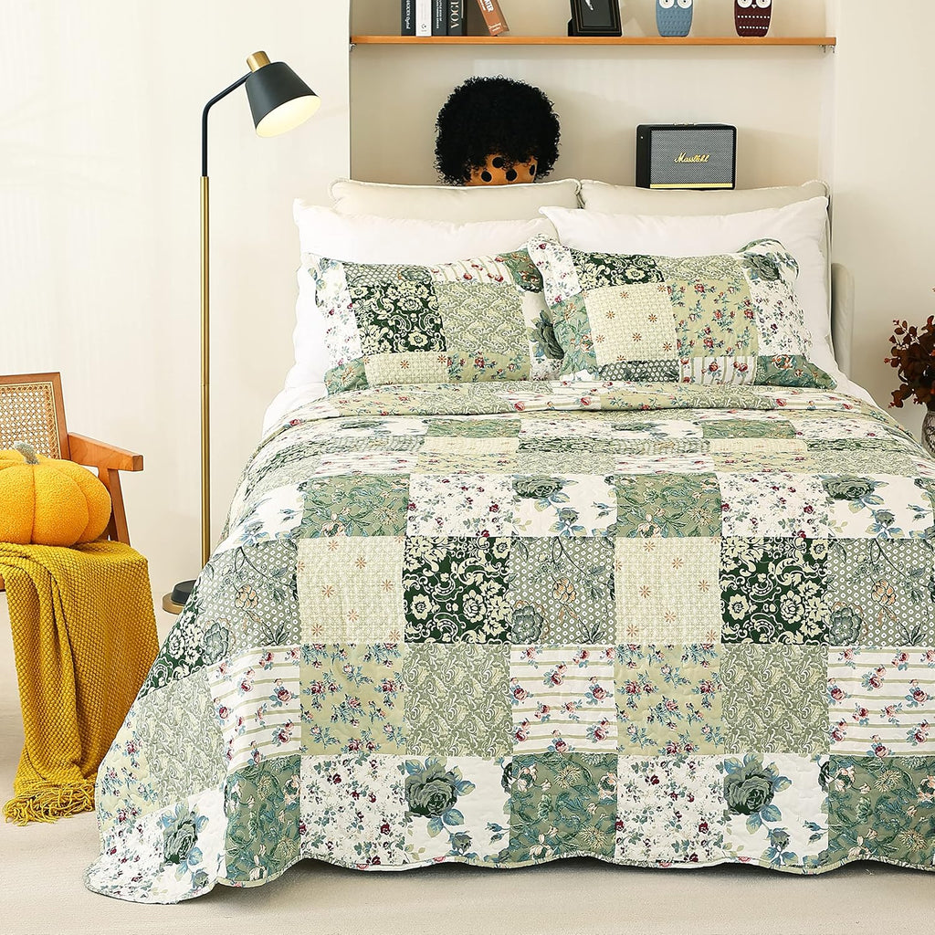 Summer Floral Queen Quilted Bedspread,Romantic Green Quilt Set,Reversible Stitched Bedding Cover All Season,Soft