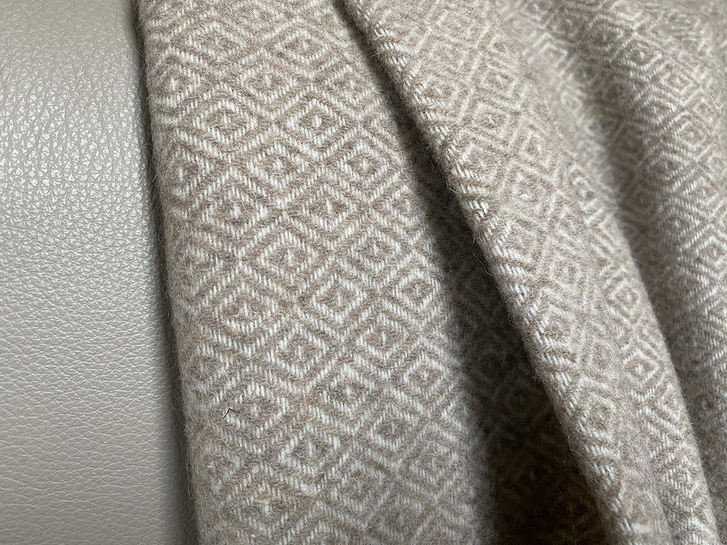 Wool Throw Blanket Geo Diamond Pattern Oversized Couch Throw Blanket Fringe Trim Soft Merino Woolen Afghan Minimalist