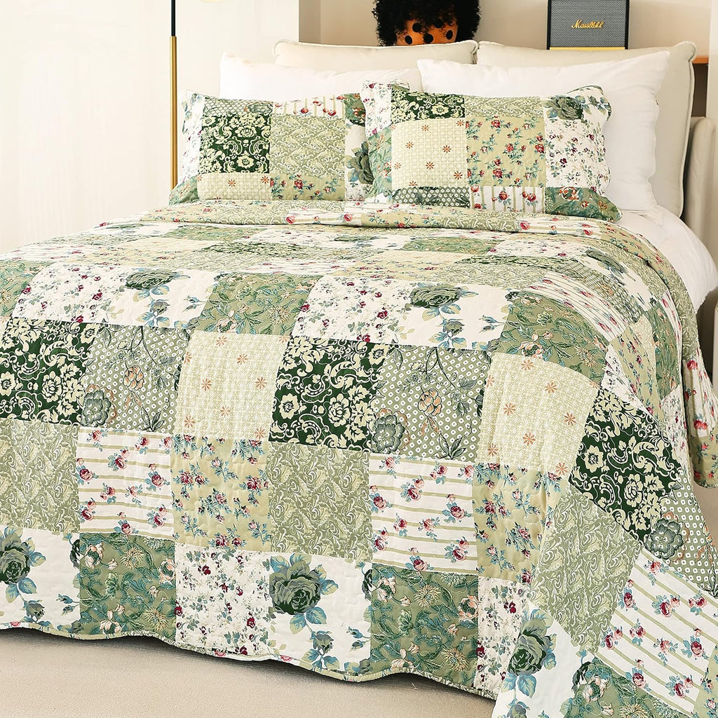 Summer Floral Queen Quilted Bedspread,Romantic Green Quilt Set,Reversible Stitched Bedding Cover All Season,Soft