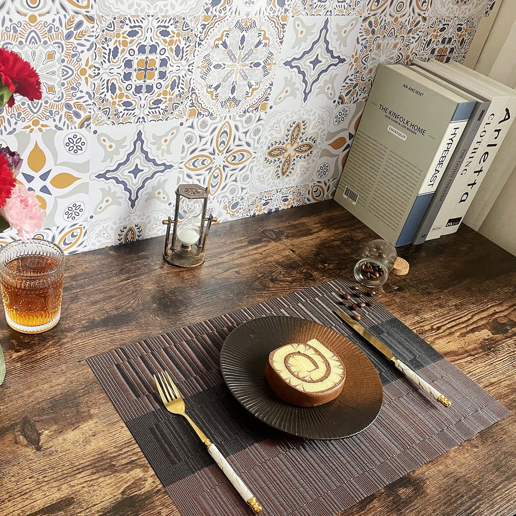 Brown Black Placemats Set of 6 Washable Placemats Vinyl Woven Table Mats Wipeable Placemat Dining Table Decoration