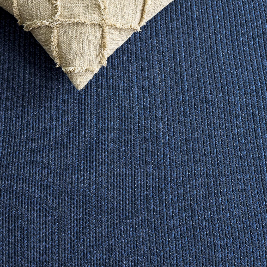 Braided Indoor/Outdoor Washable Oval Rug 4x6, Navy BRD315N