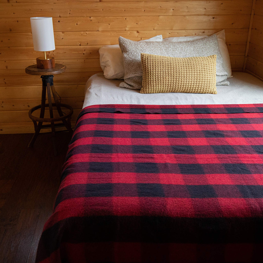 Backwoods Military Wool Blanket (Red Buffalo, Twin)