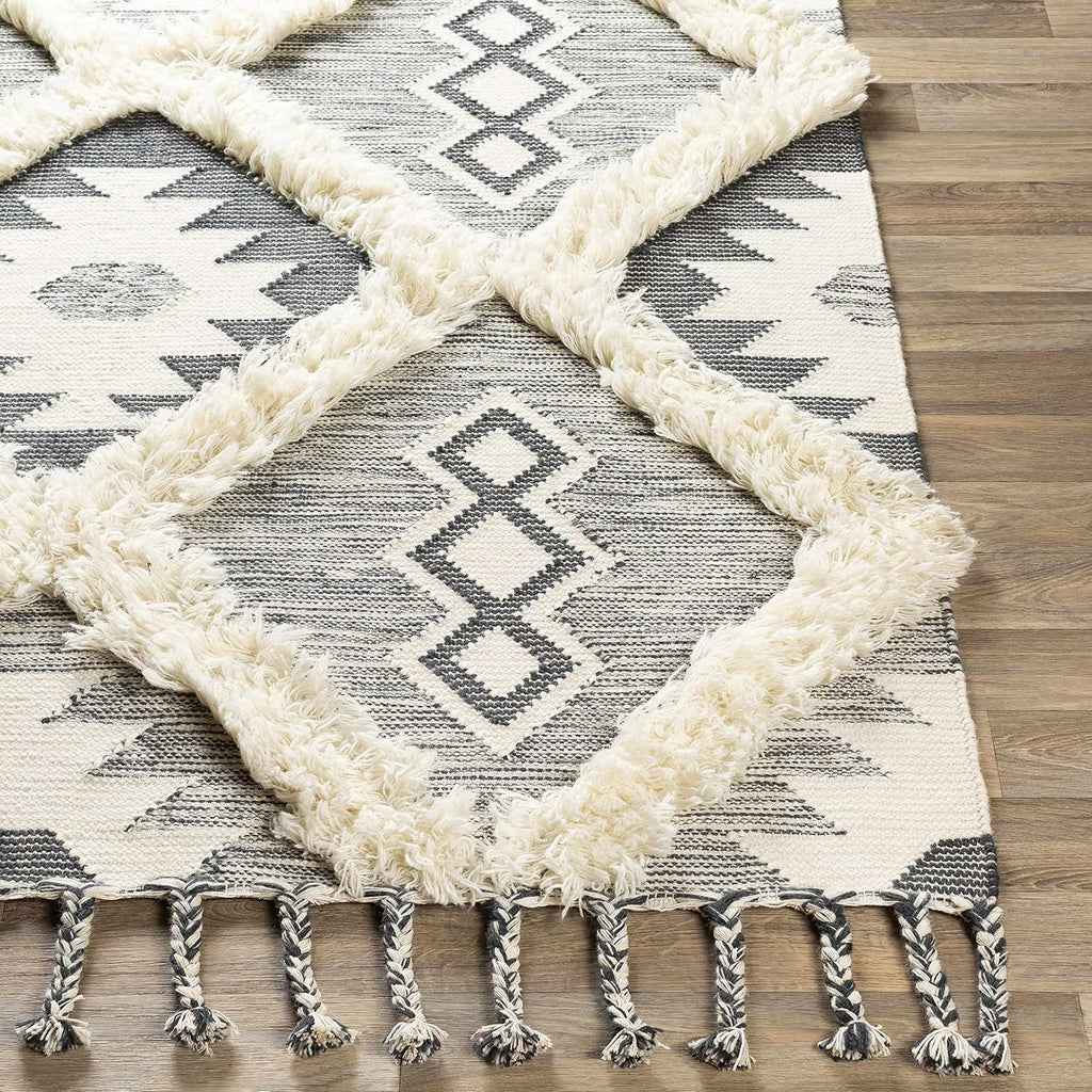 Skiathos Wool Living Room, Bedroom Area Rug - Geometric Diamond Medallion Trellis - Bohemian Transitional Tribal