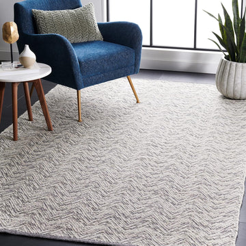 Kilim Collection Area Rug, Grey & Beige, Handmade Flat Weave Wool, Ideal for High Traffic Areas (KLM401G)