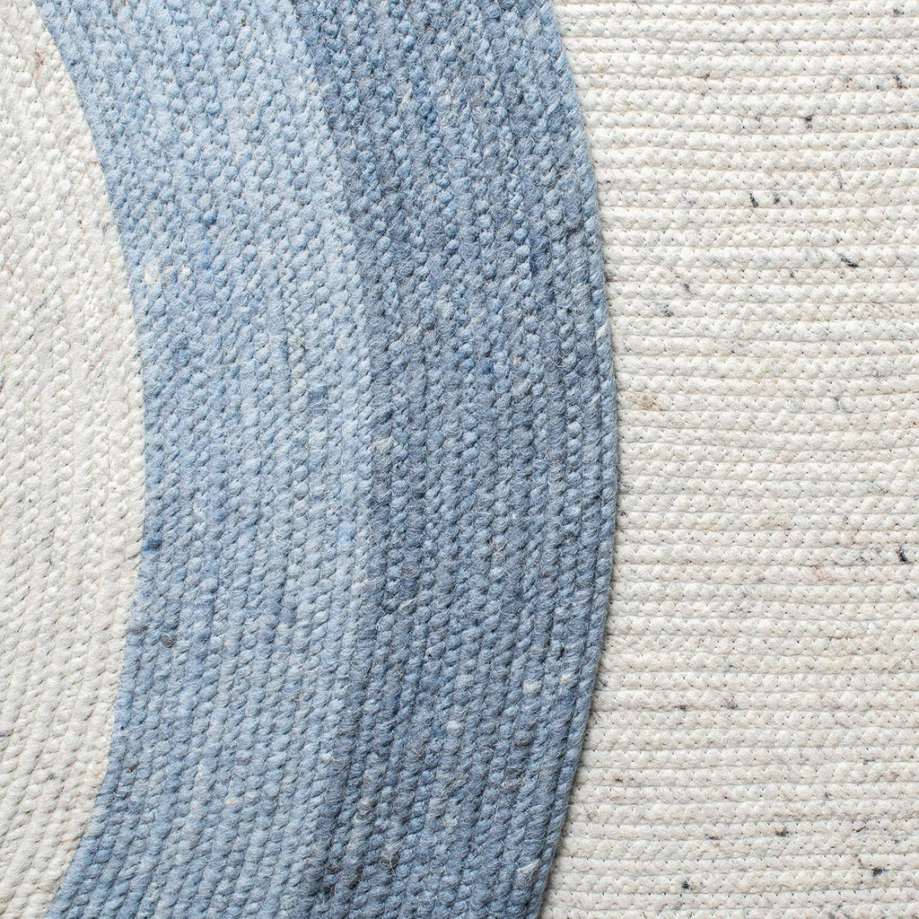 Braided Wool Oval Rug, Farmhouse Ivory & Blue BRD903M