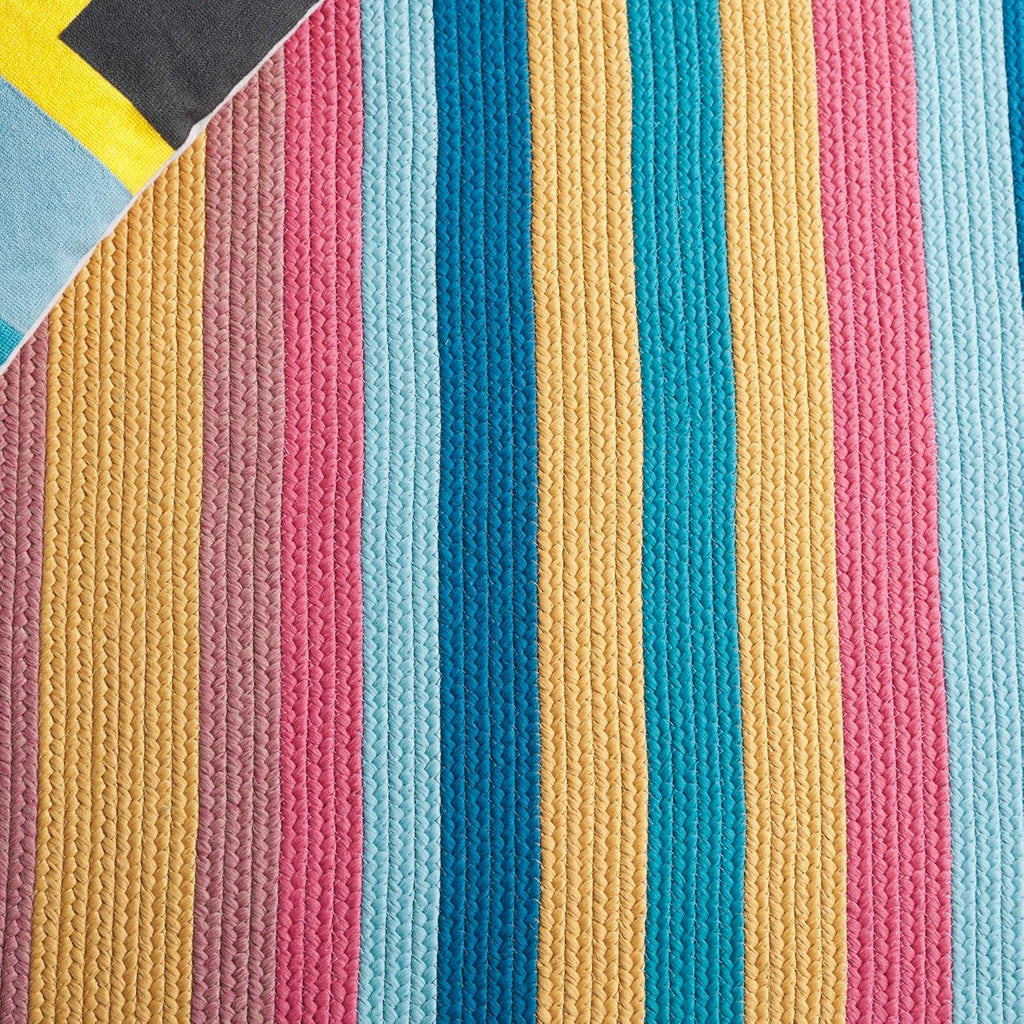 Braided Indoor/Outdoor Washable Oval Rug, Pink & Blue BRD327U