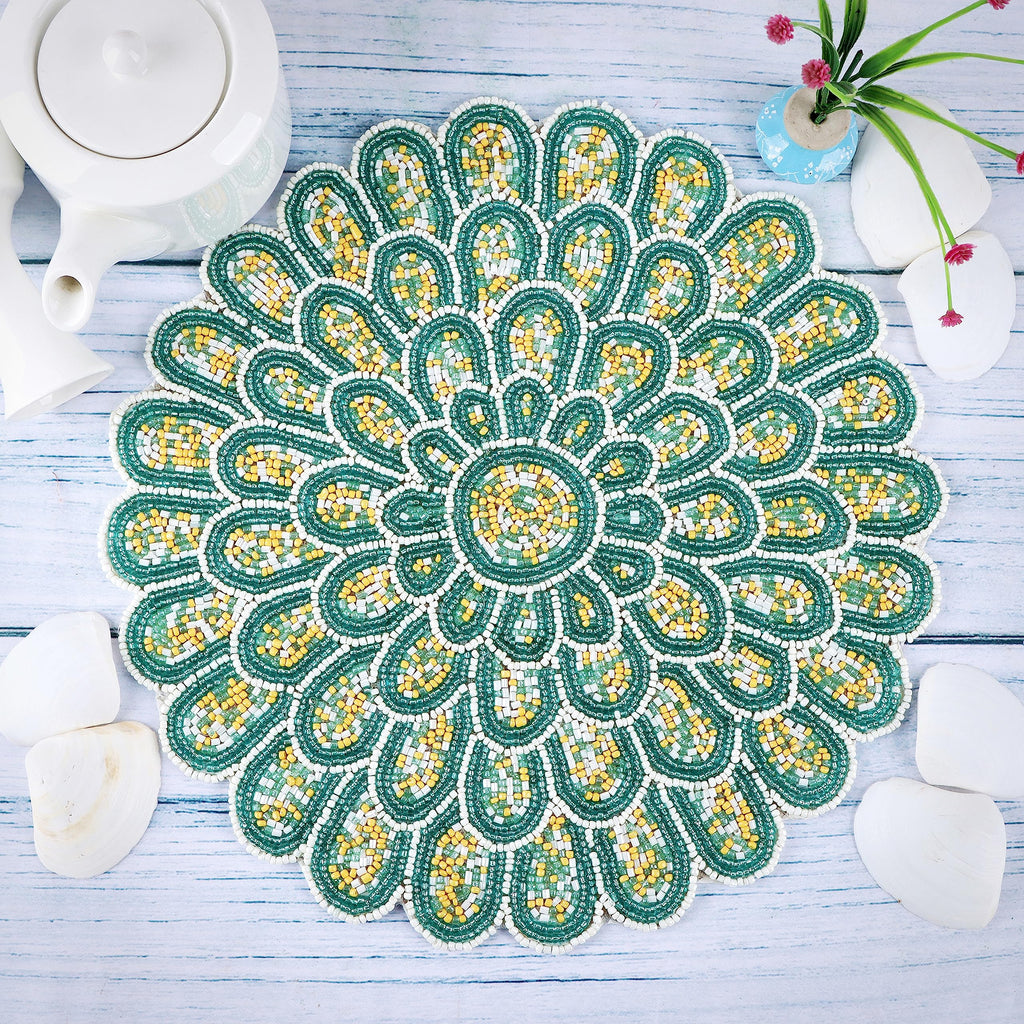 Beaded Placemats 13 Inch Green White Round Table Mats