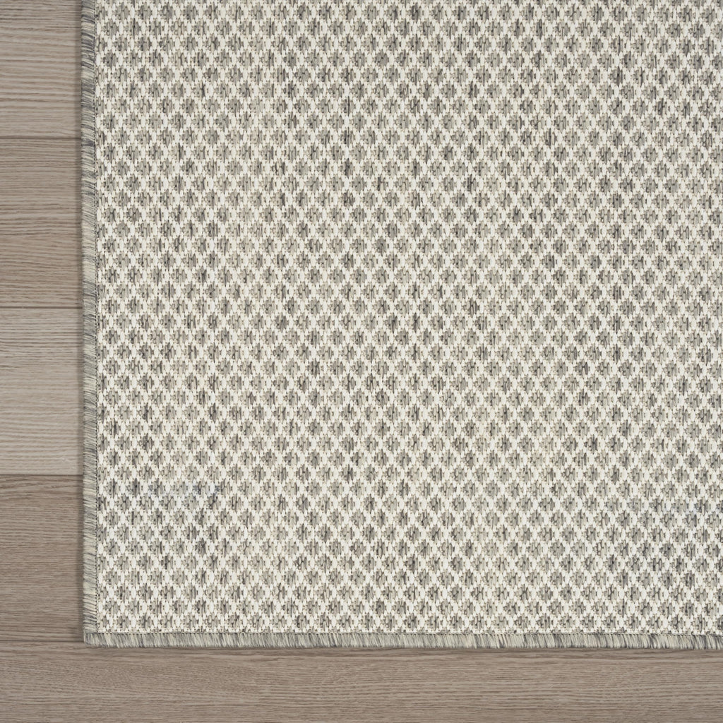 Courtyard 16' Runner Indoor/Outdoor Serged Edges Runner Ivory Silver