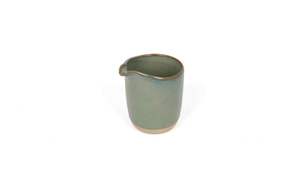8oz Pourer - (Sold in case pack of 12)